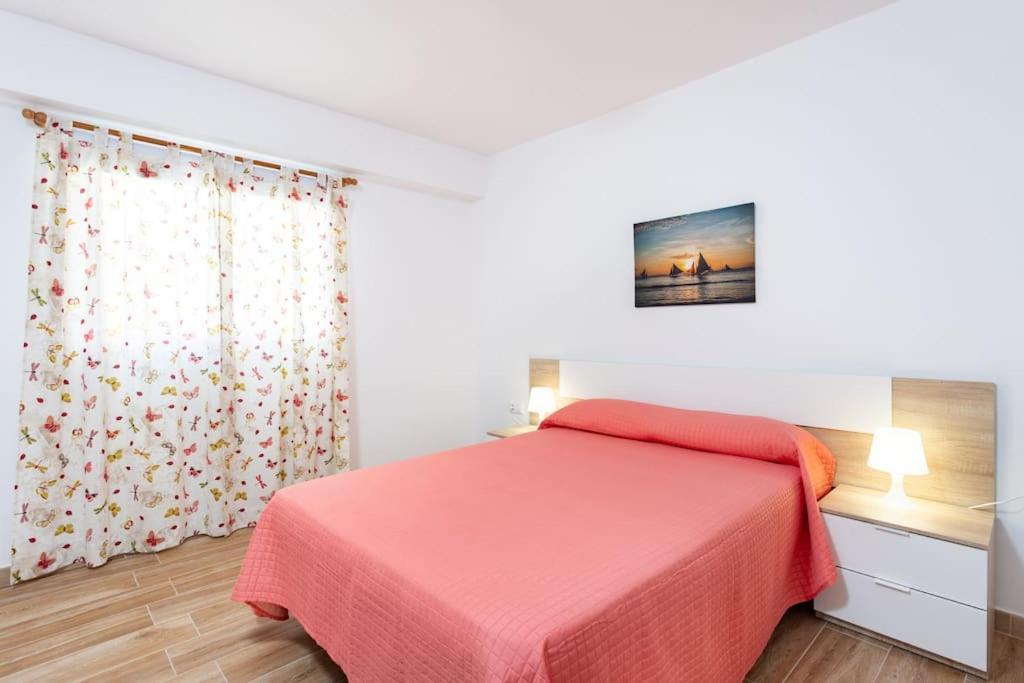 Vivienda Vacacional Rosaini Los Cristianos  Buitenkant foto